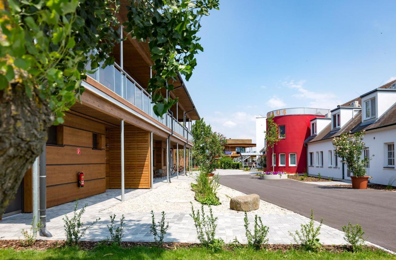 Hotel Am See Rust Exterior photo