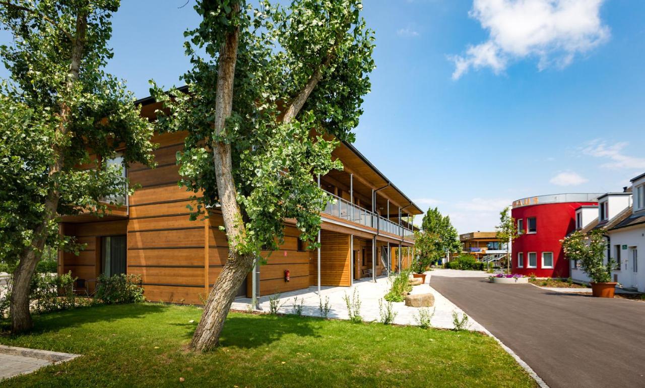 Hotel Am See Rust Exterior photo